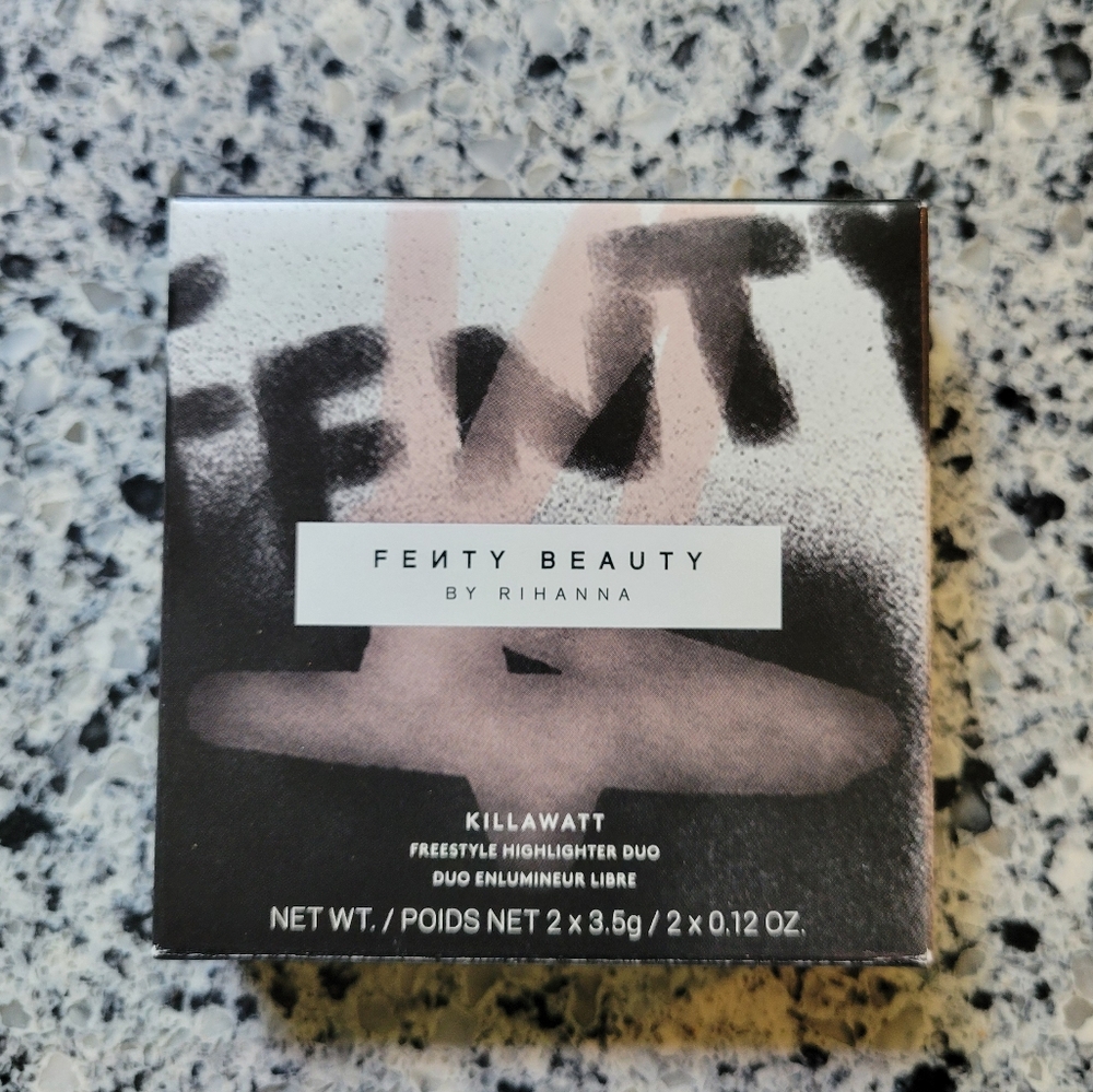 Fenty Beauty Highlighter Duo in Gold Shades